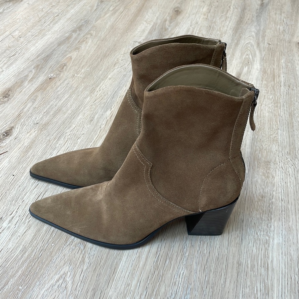 New suede Zara cowboy boots